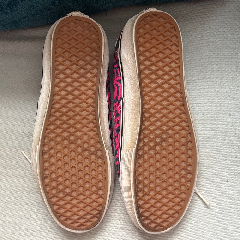 Vans Red and Navy Graphic Sneakers - Picture 3 of 3